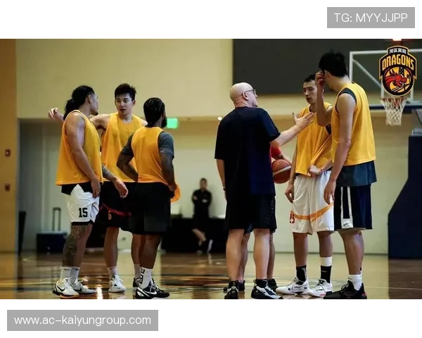 中国驻菲律宾大使馆联合湾区翼龙篮球队等举办篮球慈善活动，促进中菲体育文化交流。